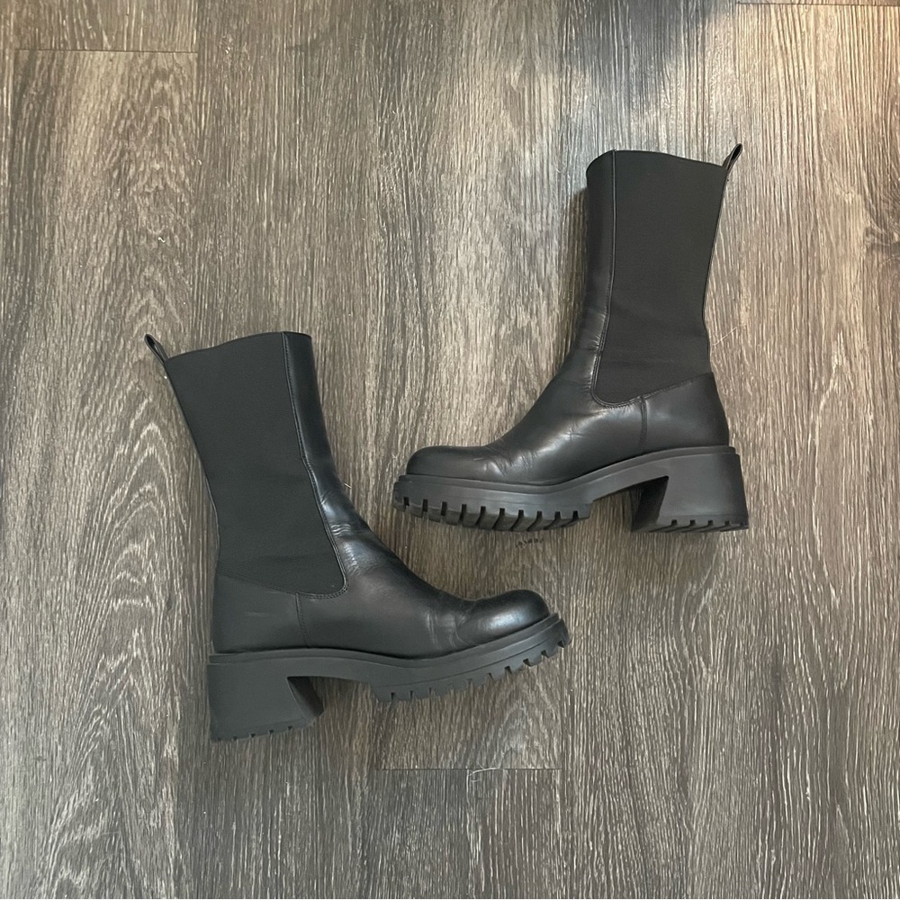 NEW Steve Madden ‘Hesitant’ Chelsea Boots